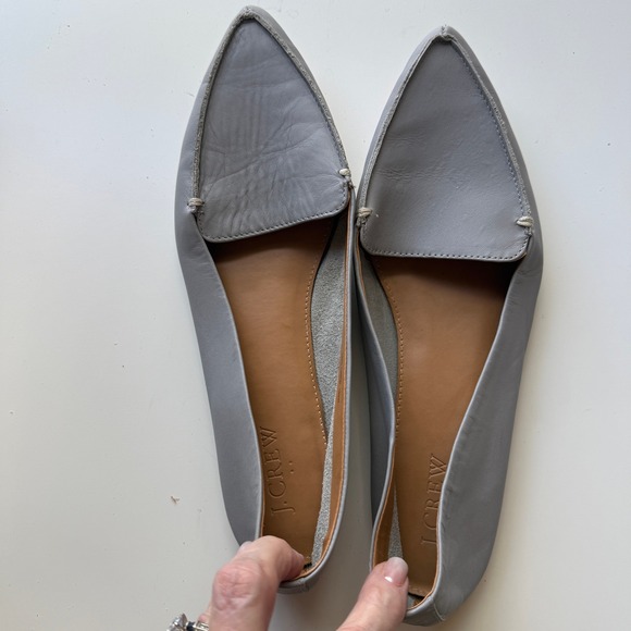 J Crew Shoes - J Crew Leather Pointed Toe Flats Womens 9 Gray Capsule Wardrobe Minimalist Shoes